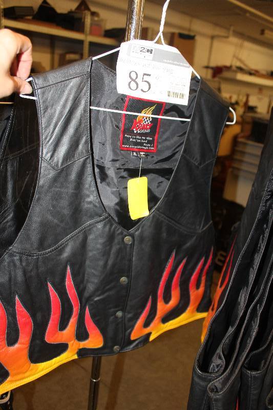 lot 85 image: Size XL Motorcycle Vest