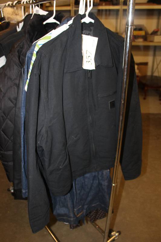 lot 357 image: Carhartt Mens Black Size 2XL Jacket