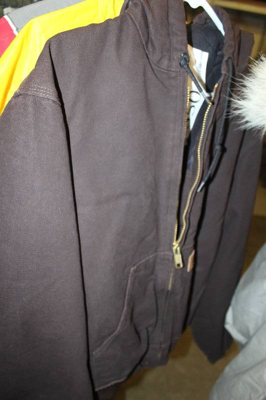 lot 350 image: Carhartt Mens Dark Brown Size M Jacket