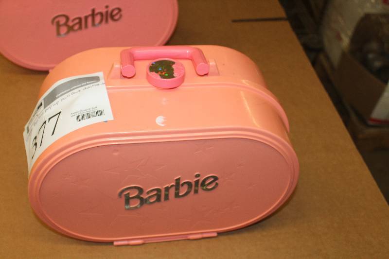 lot 377 image: Vintage Barbie Pop-up Pull-out Dollhouse