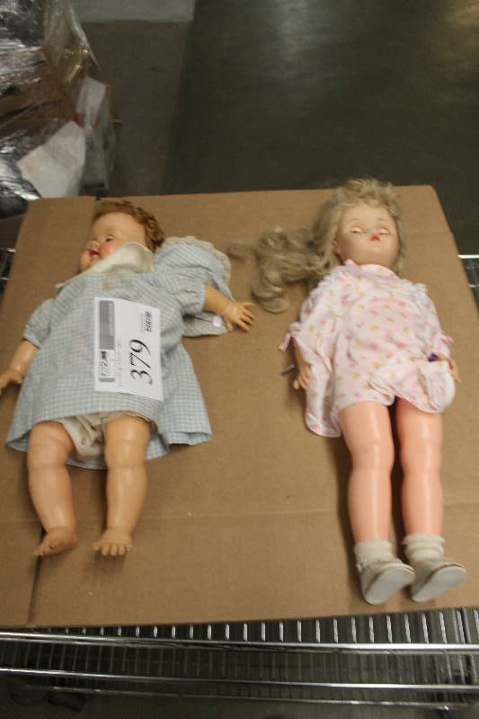 lot 379 image: Lot of (2) Vintage Dolls