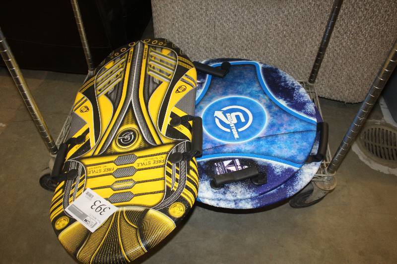lot 393 image: Lot of (3) New Sleds