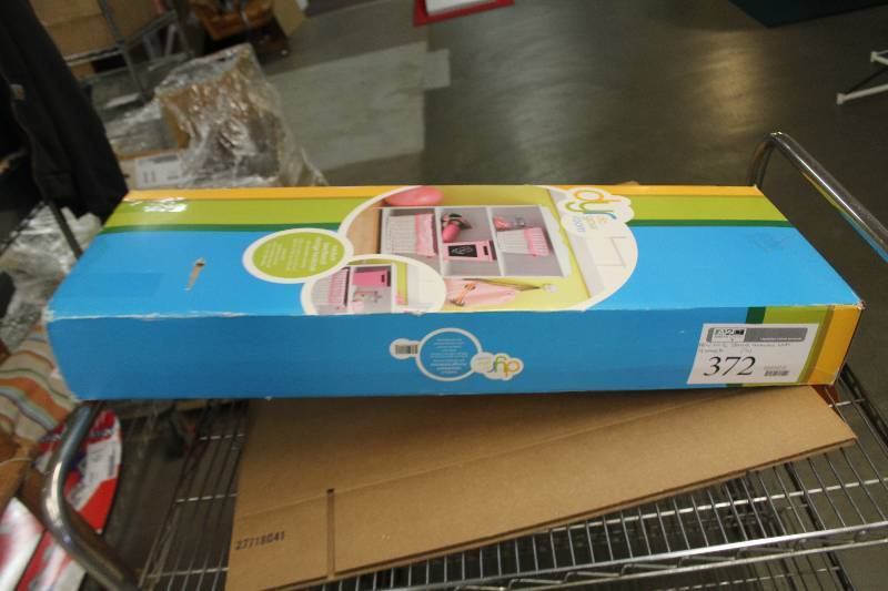 lot 372 image: Lot of (5) New White Storage Bookcases w 4-Baskets