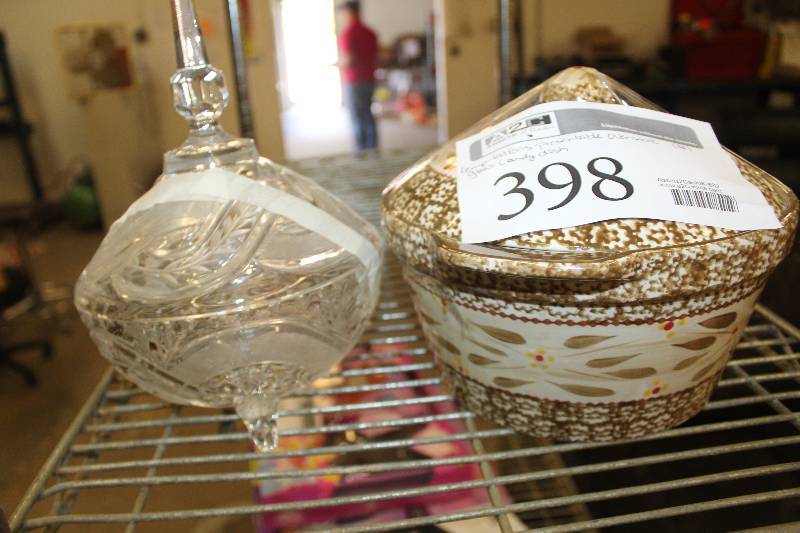 lot 398 image: Lot of (2) Kitchenware Including 1) Temptations Presentable Ovenware AND 1) Glass Candy Dish