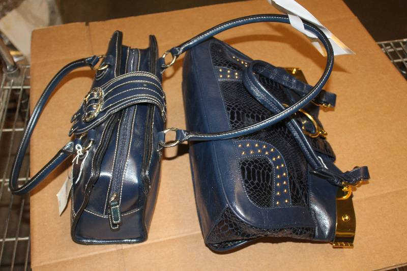 lot 382 image: Lot of (2) New Calla, Wilson Leather Purses