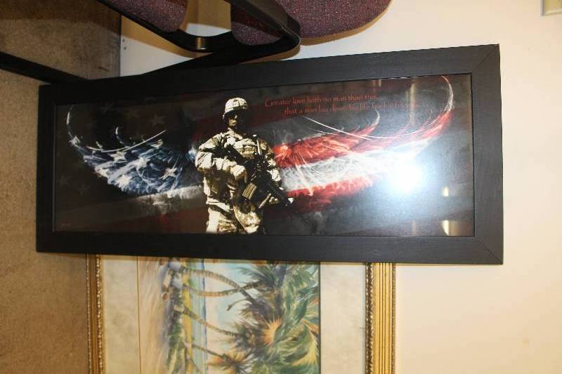 lot 98 image: Marine Corps Picture