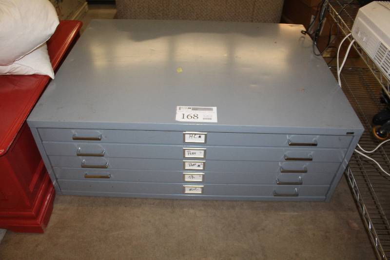 lot 168 image: Metal Artist File Cabinet
