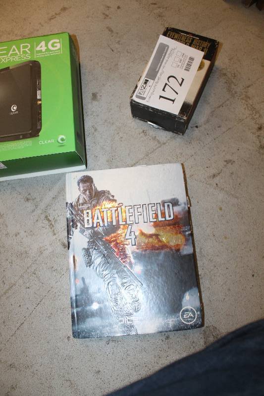 lot 172 image: Lot Including Clear 4G Hub Express, Battlefield 4 Books, And More