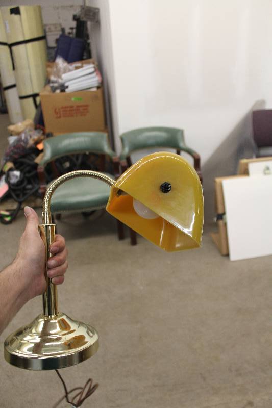 lot 151 image: Bankers Lamp