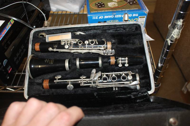 lot 150 image: Clarinet w Case