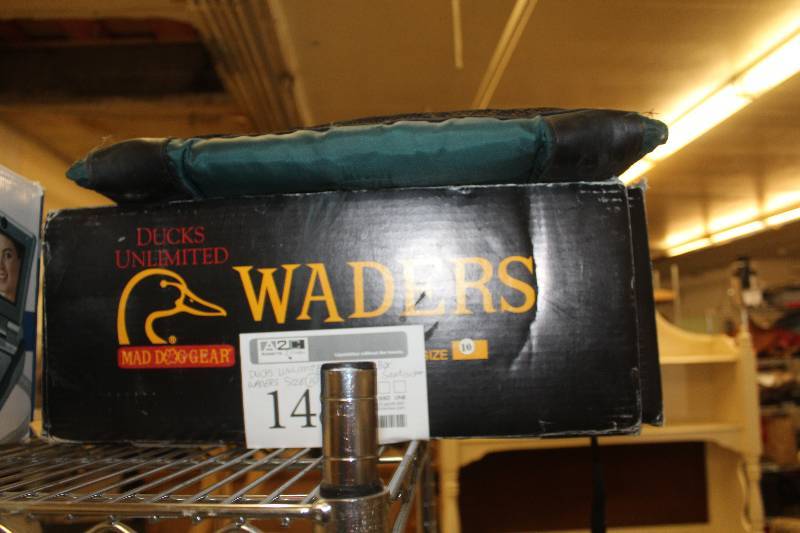 lot 148 image: Ducks Unlimited Size 10 Waders