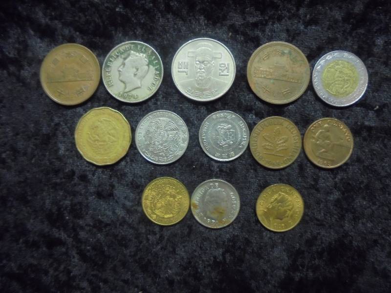 Lot - Misc Foreign