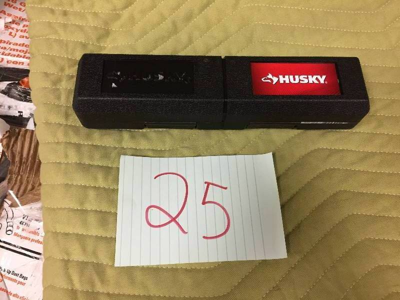 lot 25 image: Husky 14 in. Drive Torque Wrench New