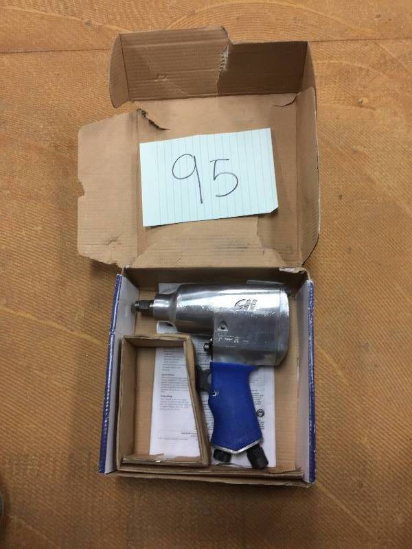 lot 95 image: Campbell Hausfeld TL050299AV 12-Inch Impact Wrench
