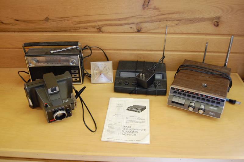 lot 43 image: Radios and More