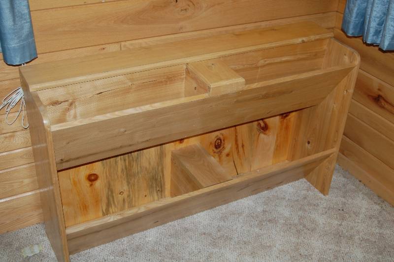 lot 51 image: Shoe Storage