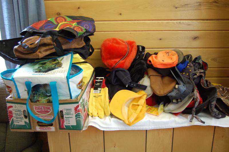 lot 60 image: Hats & Gloves & More