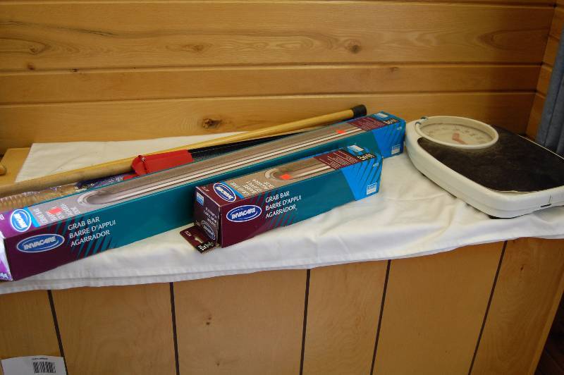 lot 62 image: Medical Supplies