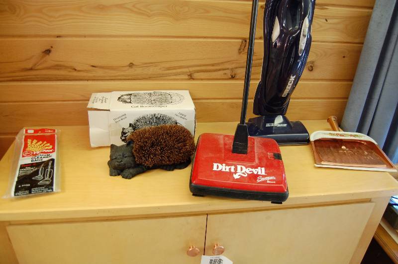 lot 79 image: Floor Cleaners
