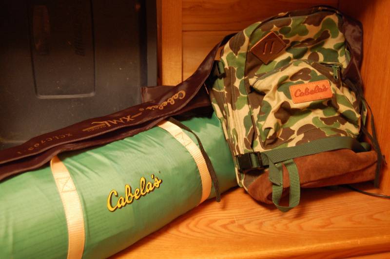 lot 105 image: Cabela Tent and More