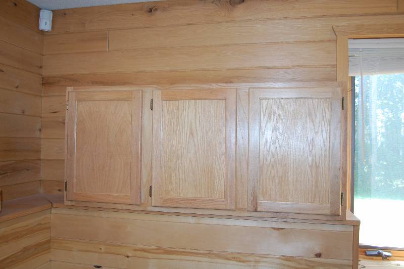 lot 119 image: Wooden Cabinet