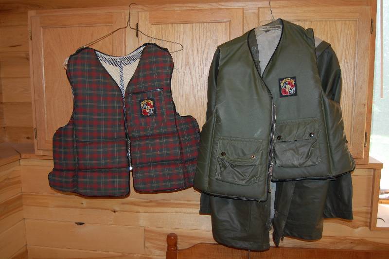 lot 125 image: Life Jackets