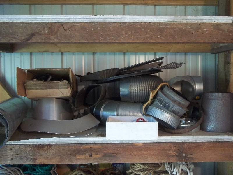 lot 250 image: Stove Piping