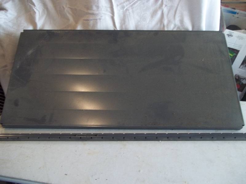 lot 273 image: Metal Shelving