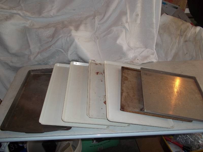 lot 280 image: Trays