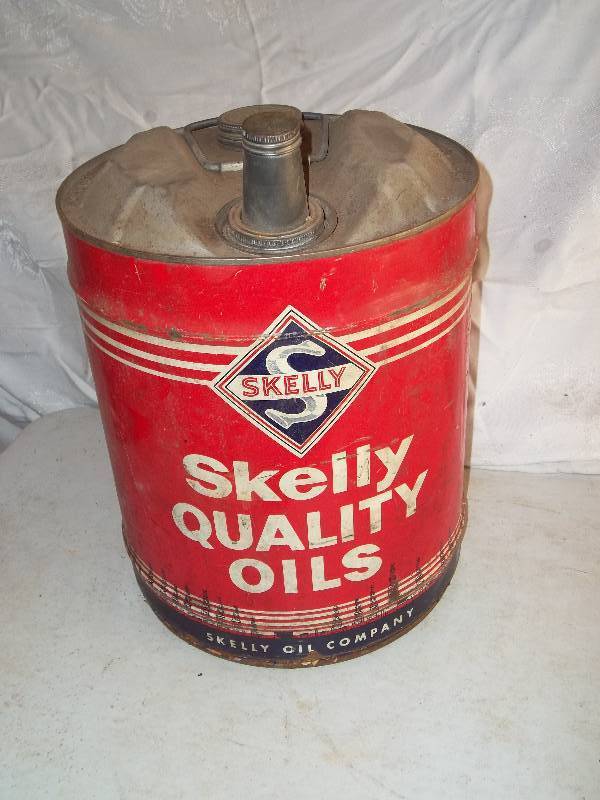 lot 304 image: 5 Gallon Can