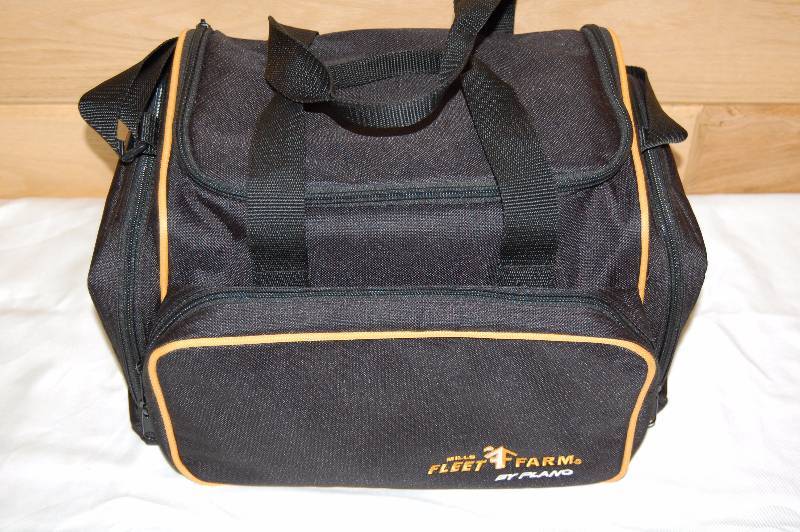 lot 187 image: Tackle Box Bag