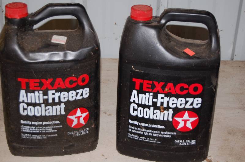lot 260 image: Anti-Freeze