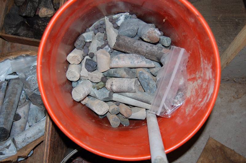 lot 350 image: Rocks and More