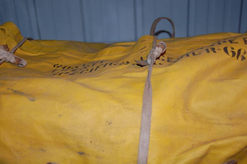 lot 351 image: Large Raft