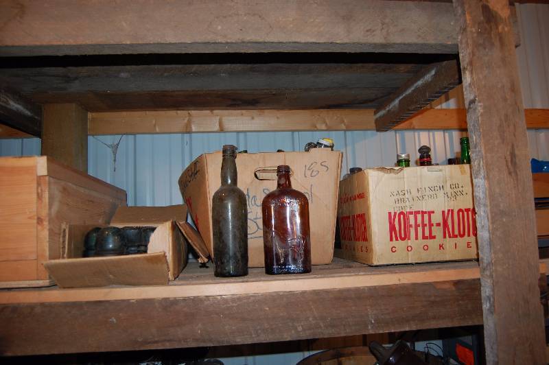 lot 356 image: Insulators and Assorted Glass
