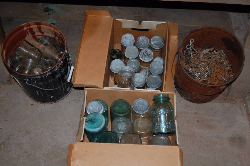 lot 360 image: Canning Jars and Misc Glass