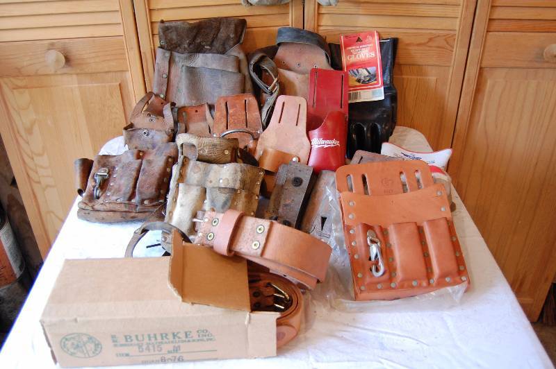 lot 378 image: Tool Belts and More