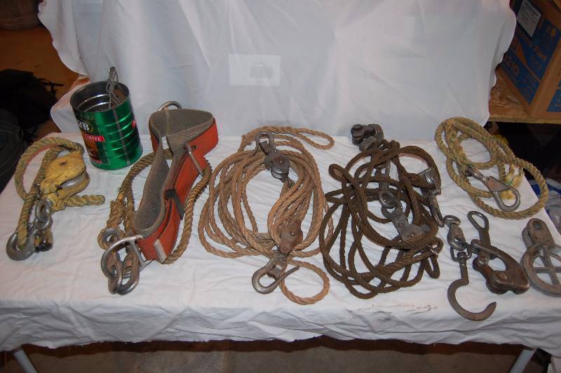 lot 385 image: Assorted Pulleys