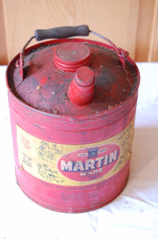 lot 392 image: Vintage Fuel Can
