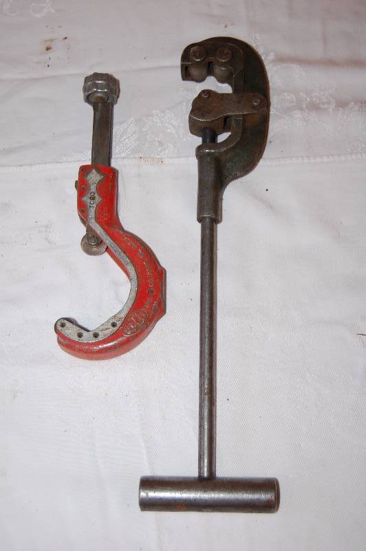 lot 427 image: Pipe Cutters