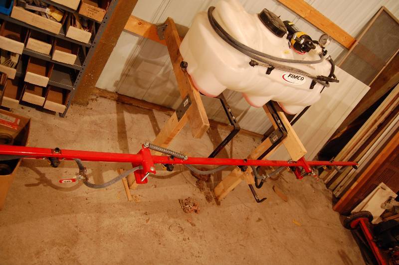 lot 465 image: ATV Sprayer with Boom Arm
