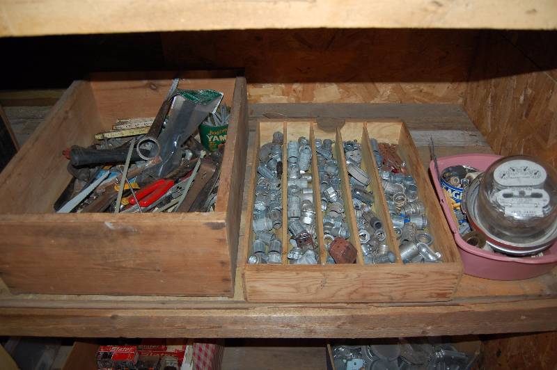 lot 496 image: Misc Tools and Electrical
