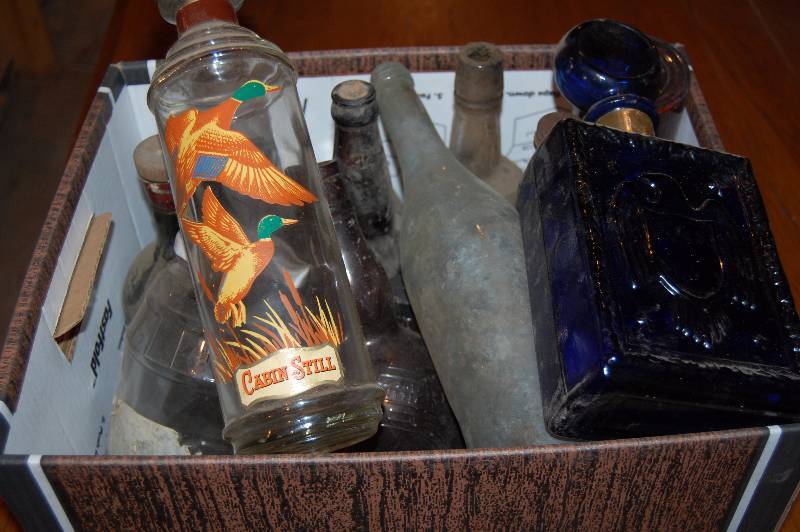 lot 508 image: Assorted Glass Bottles and Jars