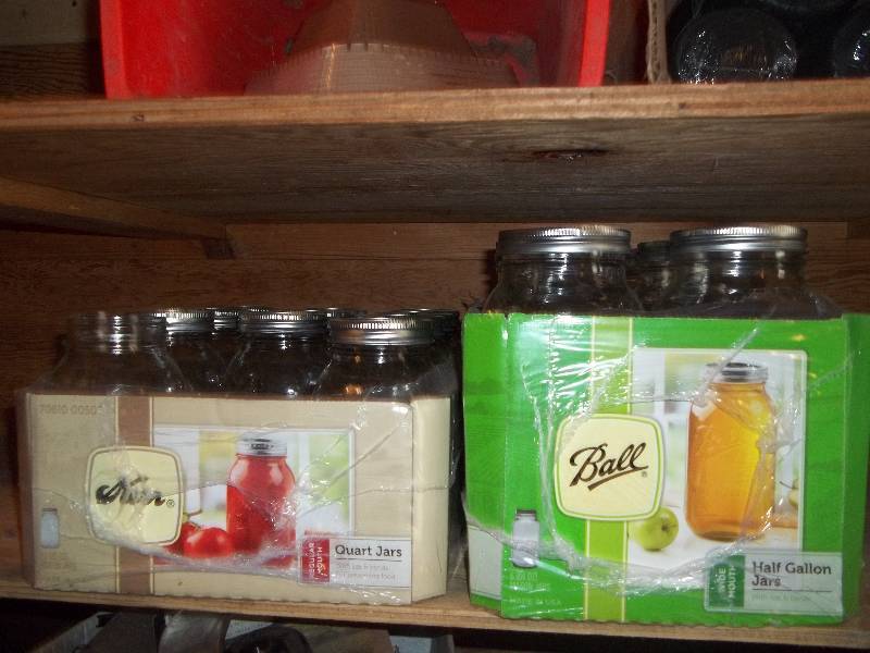 lot 590 image: New Canning Jars
