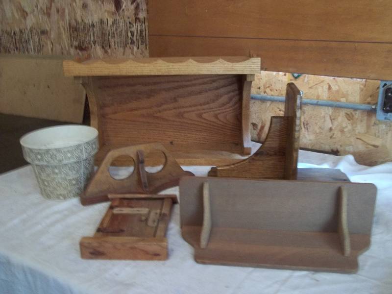 lot 621 image: Home Decor Lot