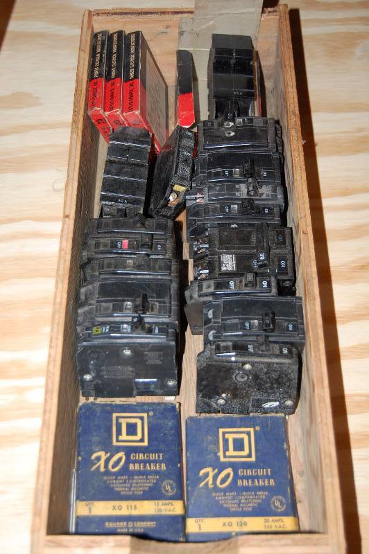 lot 534 image: Assorted Electrical Breakers