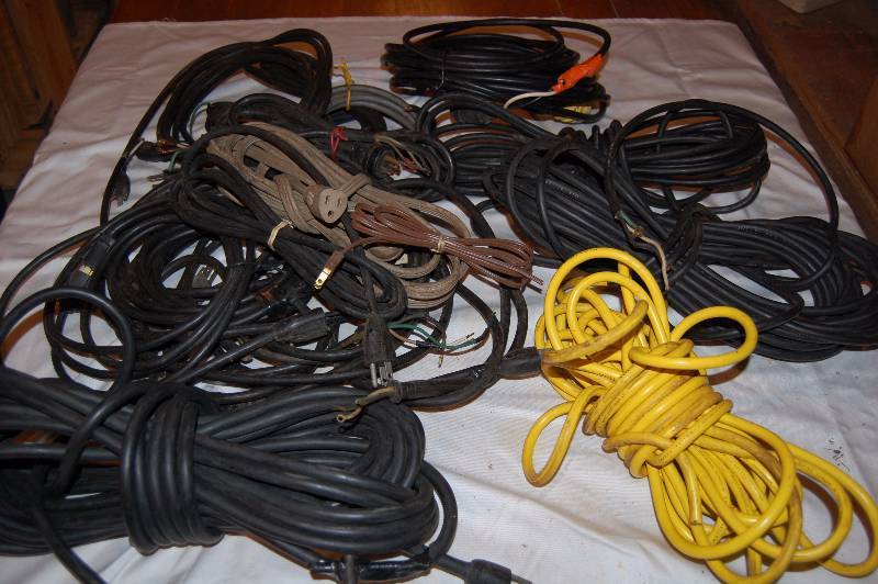 lot 542 image: Cords
