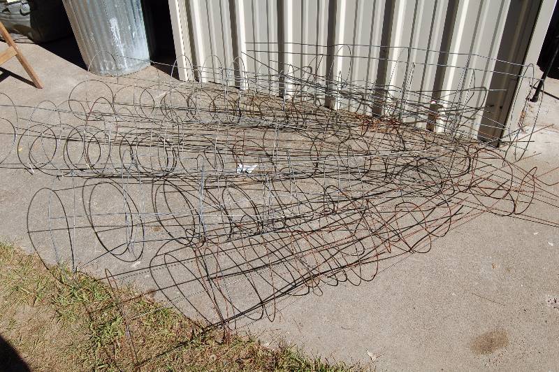lot 696 image: Tomato Cages