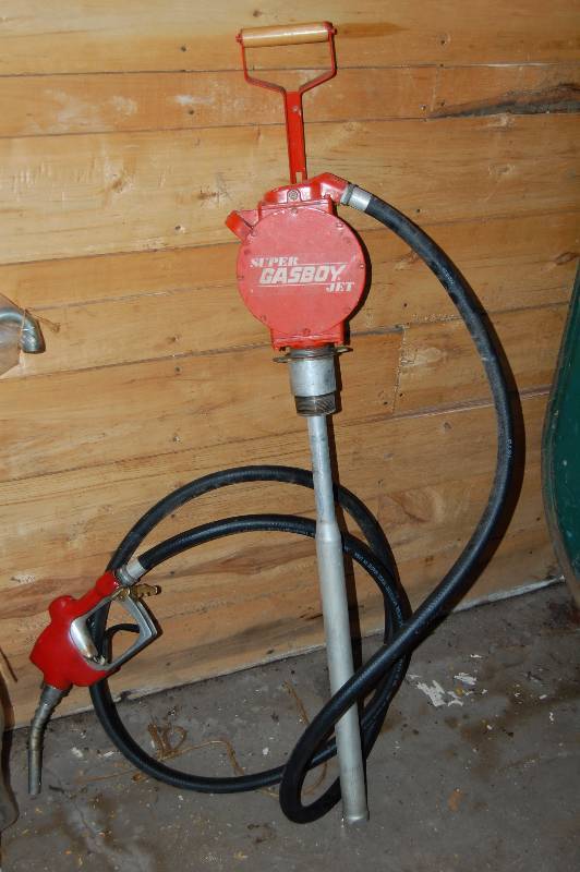 lot 786 image: Fuel Pump