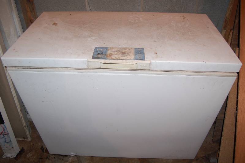 lot 960 image: Chest Freezer